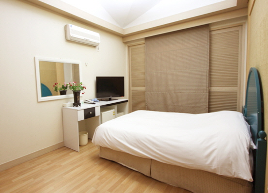 Double Room 12py