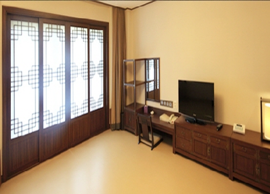 Ondol Room