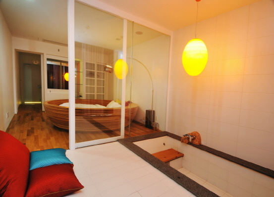 Standard Suite